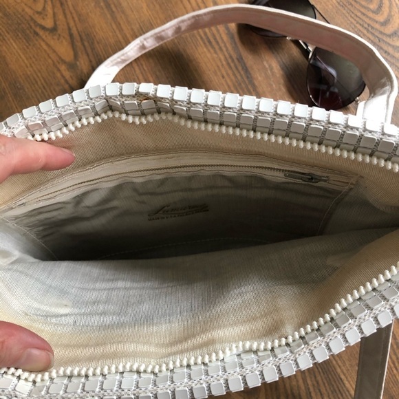 Lumured VTG handbag/purse shoulder red/white  mesh - Picture 5 of 9